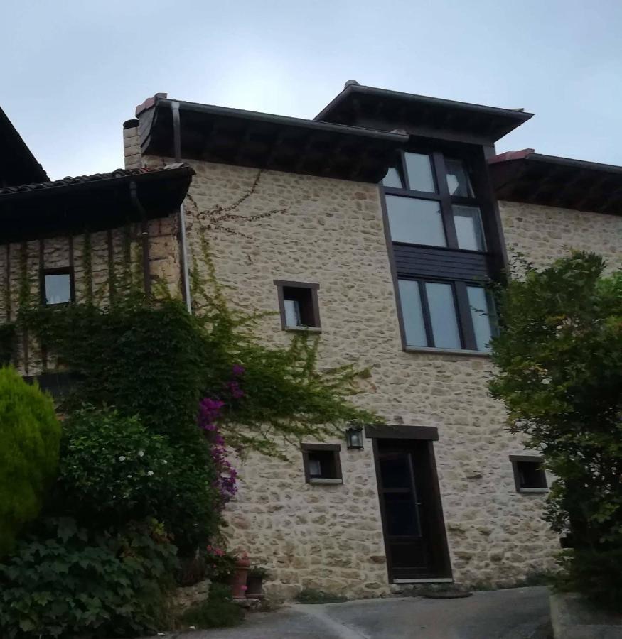 La Casina de Valles de San Román - Bed and Breakfast