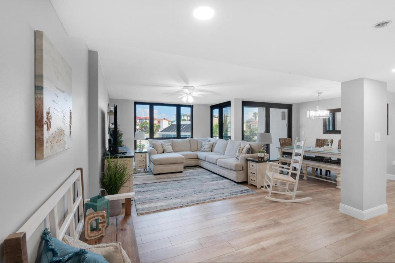 Enclave 201B- Two Pina Coladas - Bed and Breakfast Destin