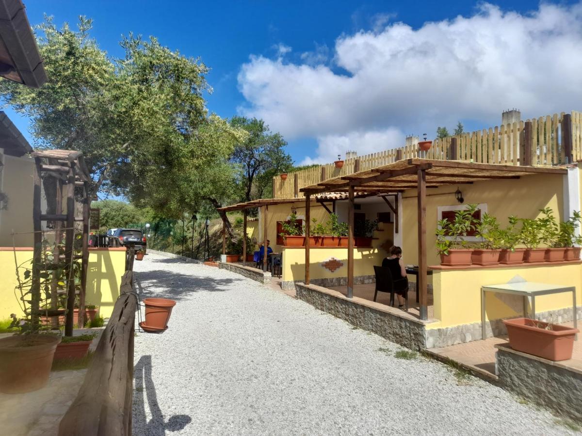 Parco Esmeralda - Family Residence e Breakfast - Chambres d’hôtes Marina di Camerota