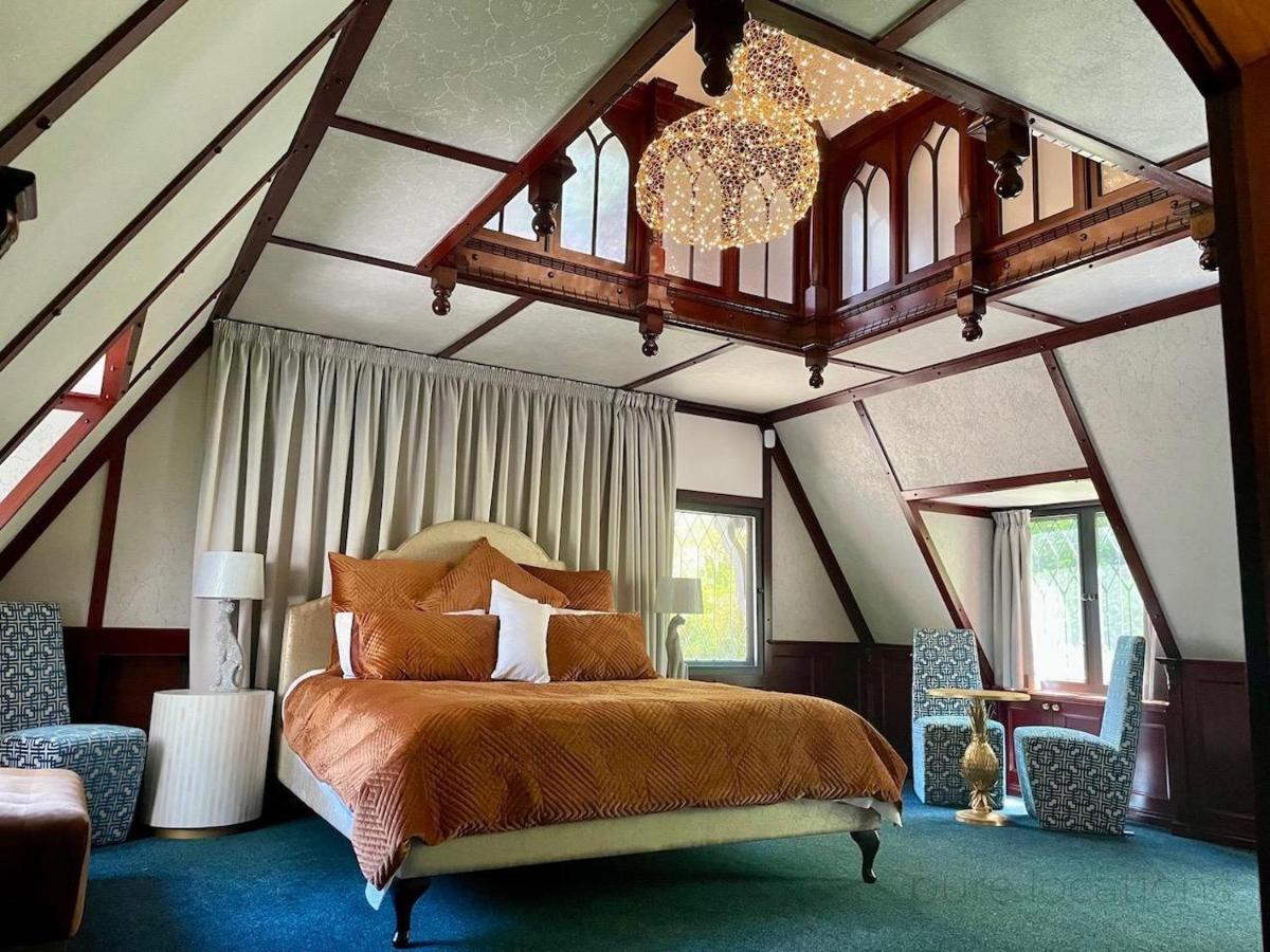 Fernhill Estate “ Gingerbread House” - B&B Kallista