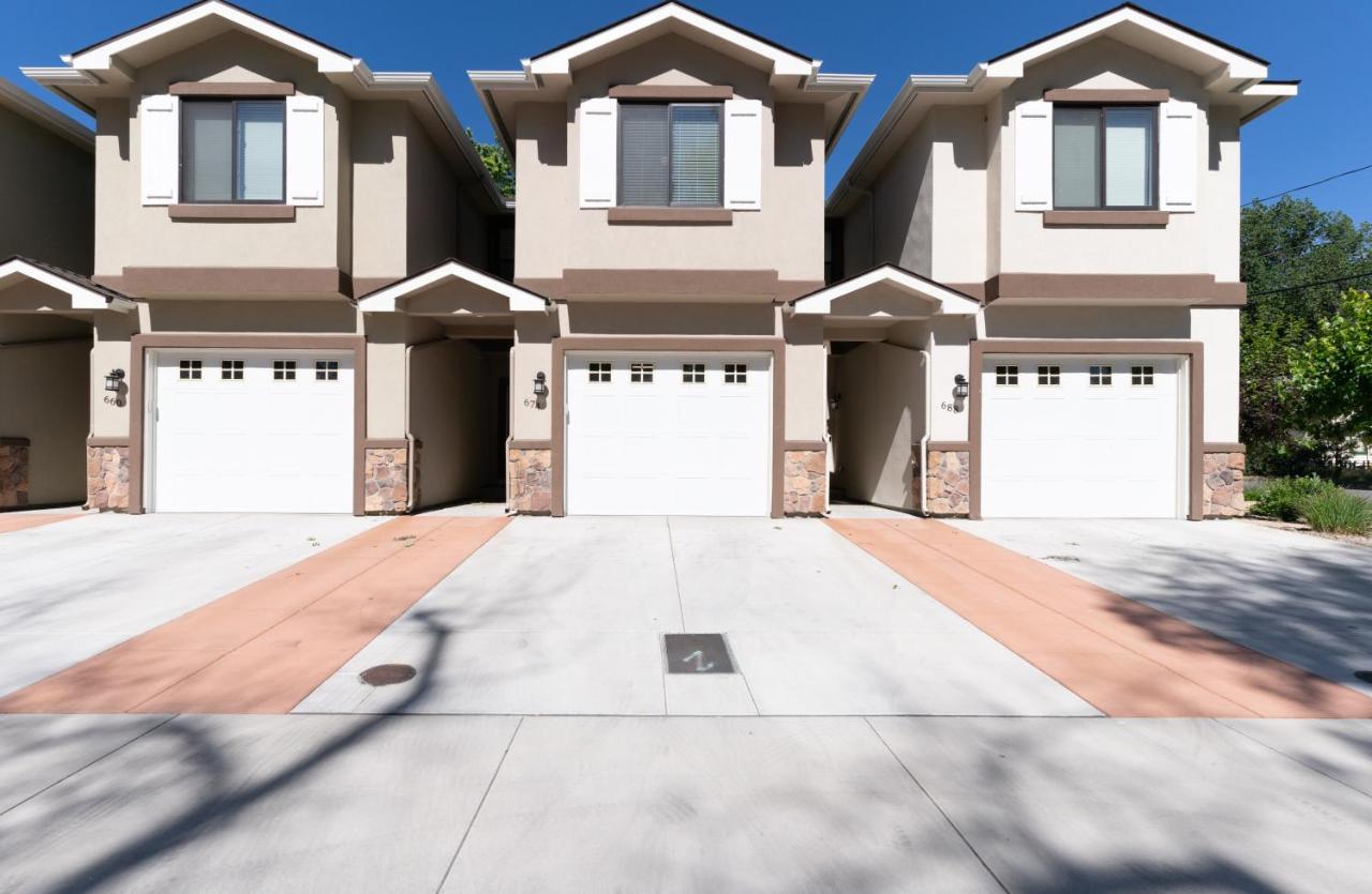 Boho Townhome in Carson City 10 Mins From Downtown, 30 Mins To Lake Tahoe - B&B