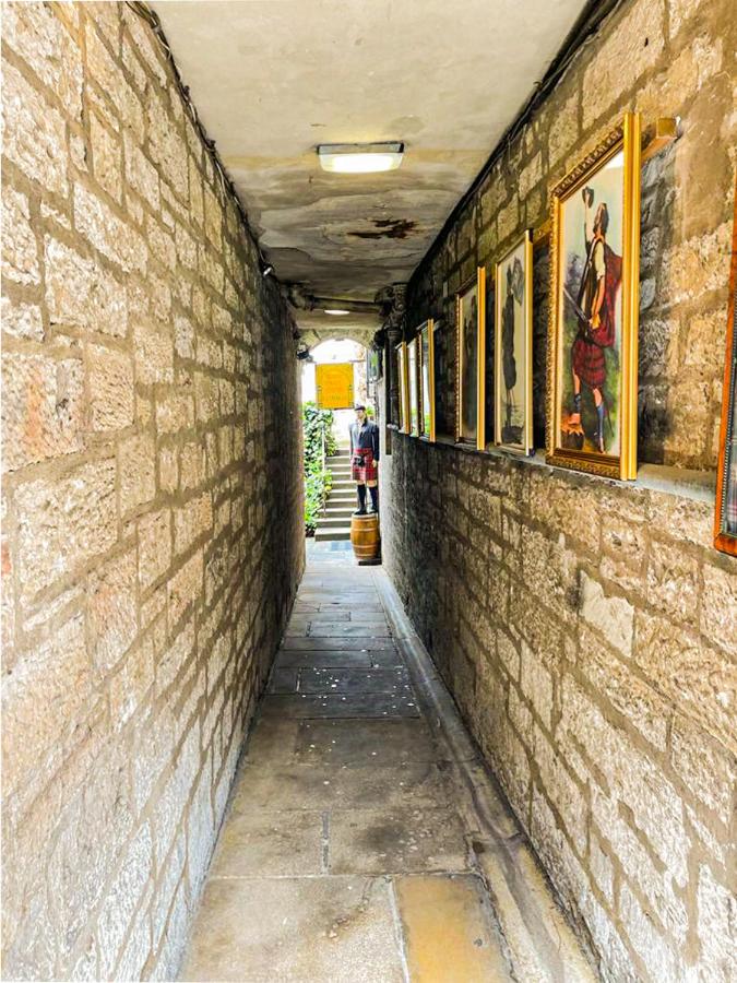 Lively & Energetic 2BR on The Royal Mile - B&B Edimburgo