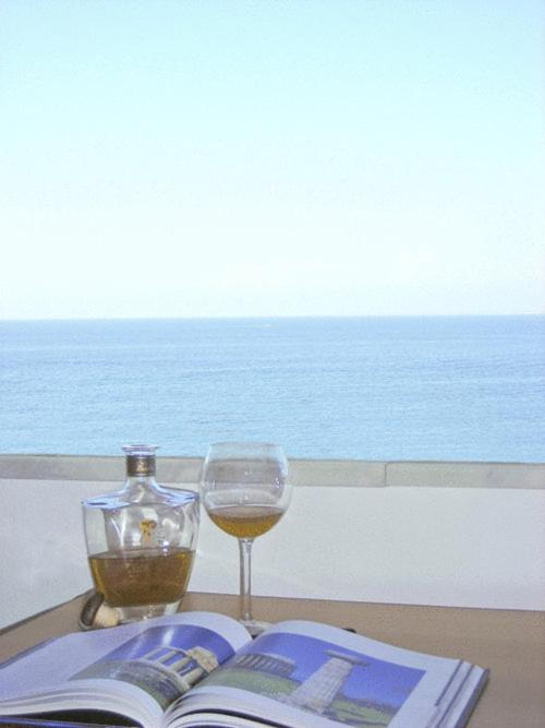 Studio with Sea View (2 Adults)