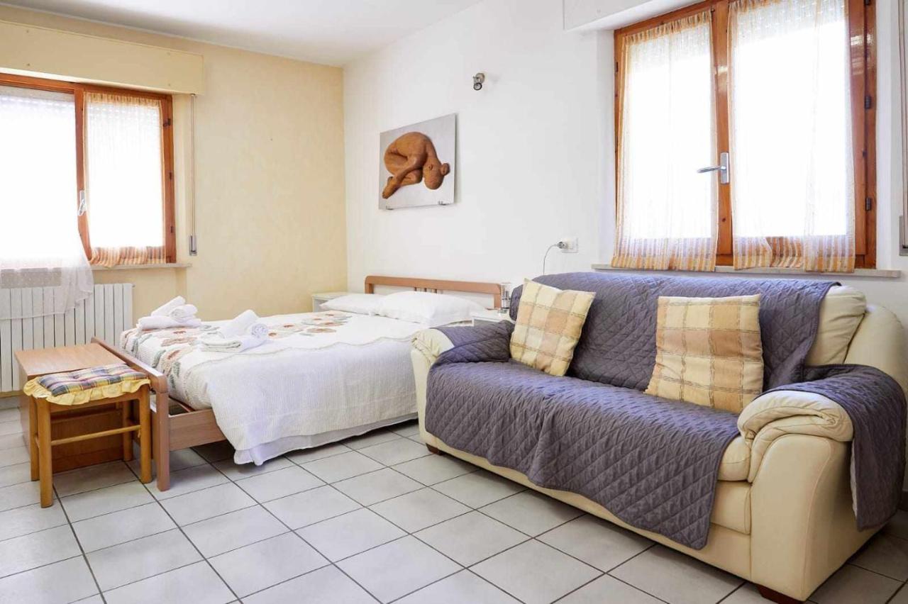 B&B Camerano - Room 143 Monolocale vicino al centro - Bed and Breakfast Camerano