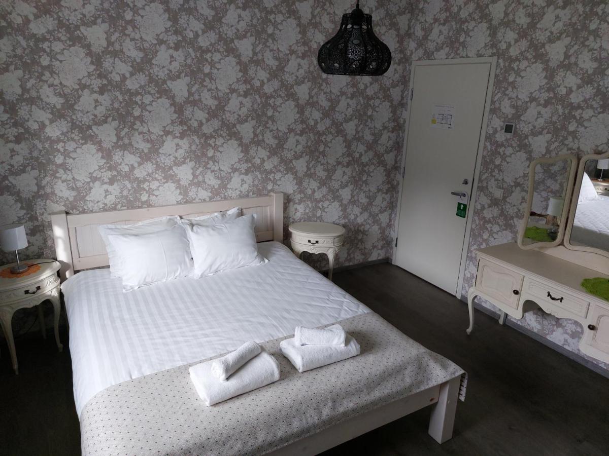Deluxe Double Room with Shower
