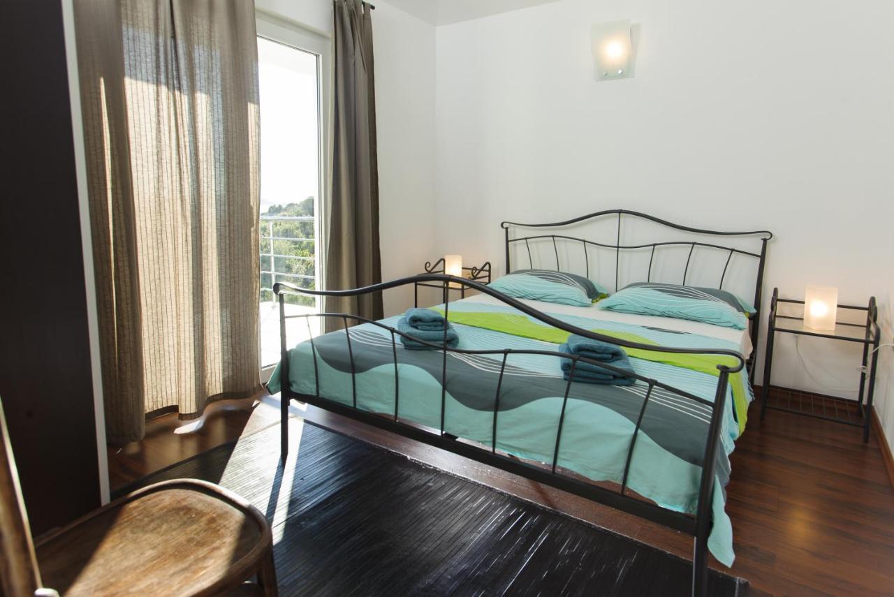 Two-Bedroom Apartment with Sea View