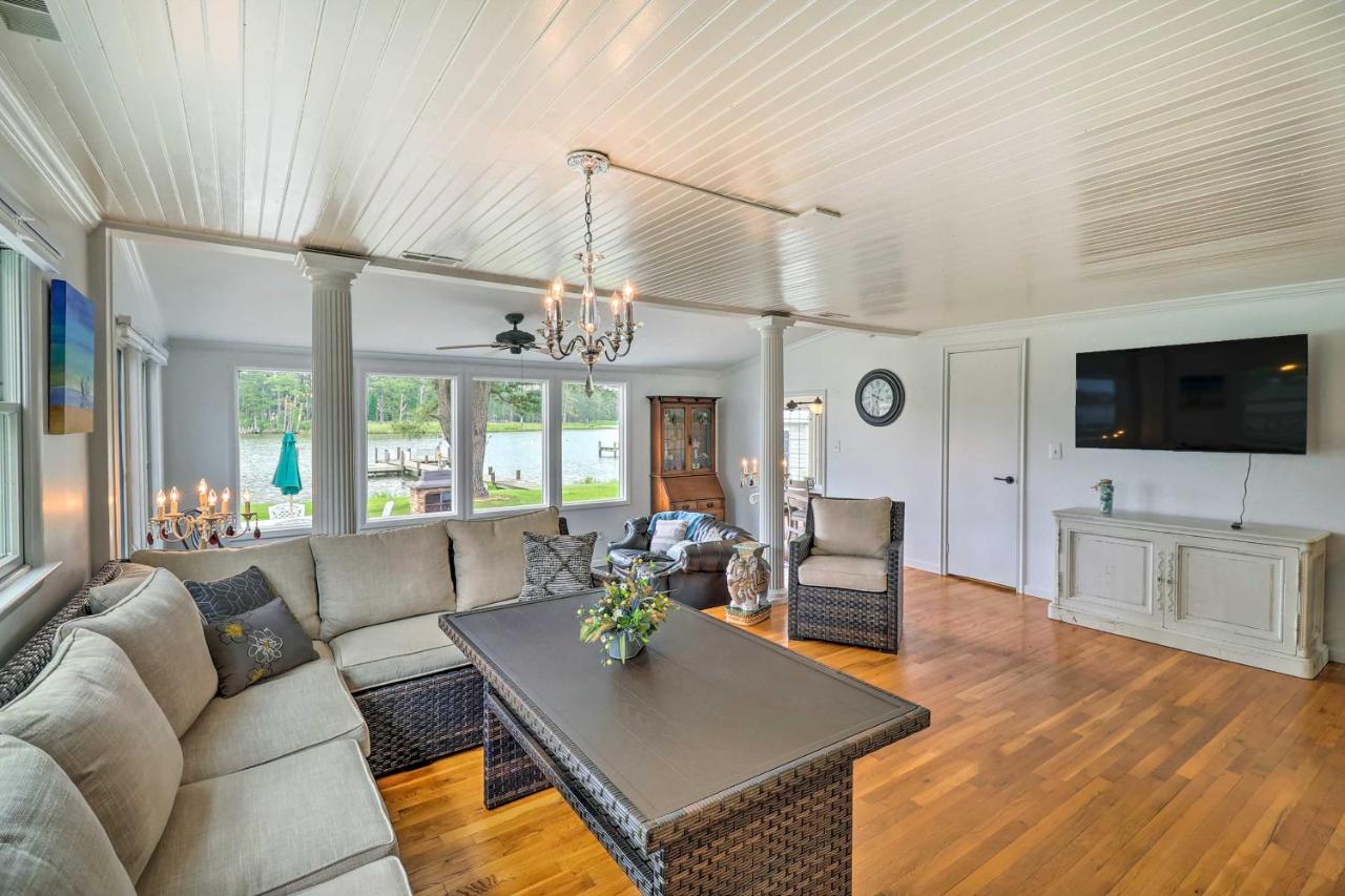 Grasonville Home with Private Pool on the Water - Ferienwohnung Grasonville