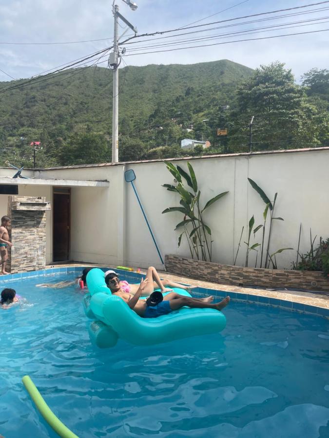 Casa completa piscina 3 Habitaciones en Chanchamayo - Ferienwohnung
