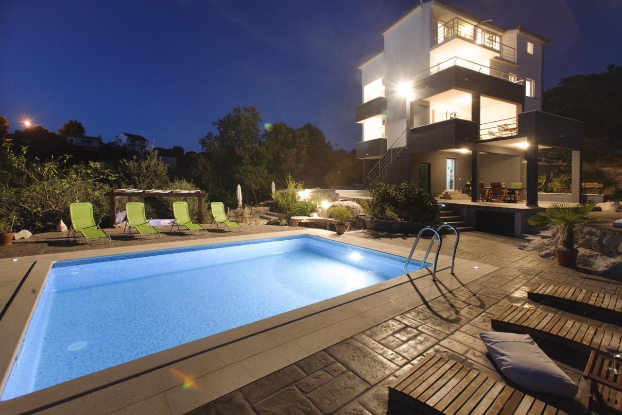 Cipra Apartments - B&B