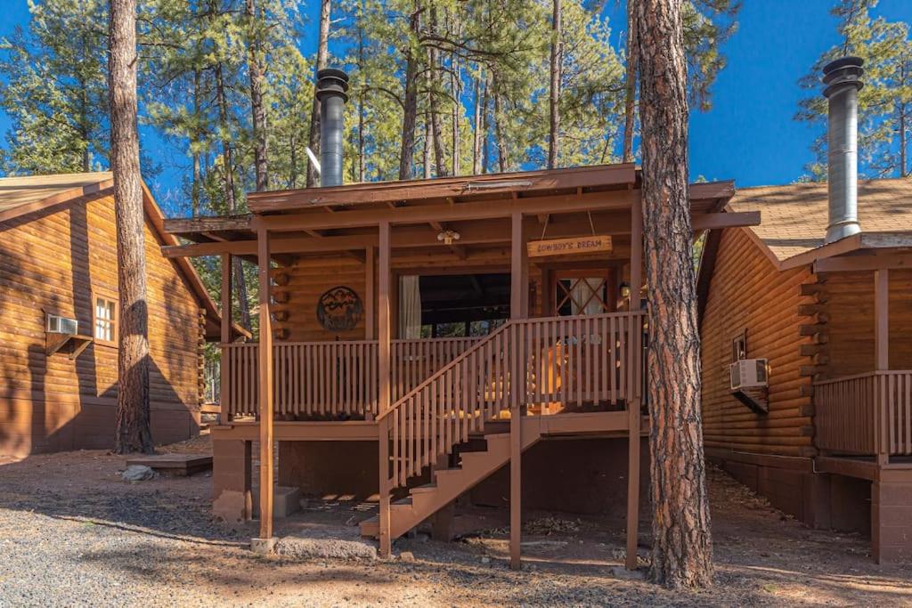 B&B Payson - Forest Cabin 4 Cowboys Dream - Bed and Breakfast Payson