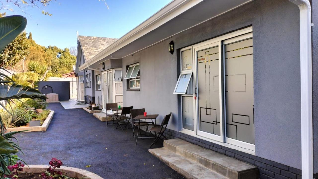 Utopia Guest House - B&B Alberton