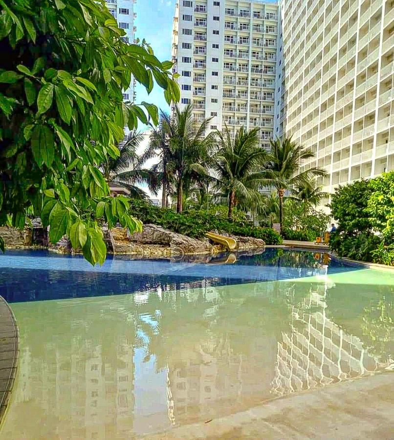 Sabina's one bedroom condo at Shore tower C - B&B Manila