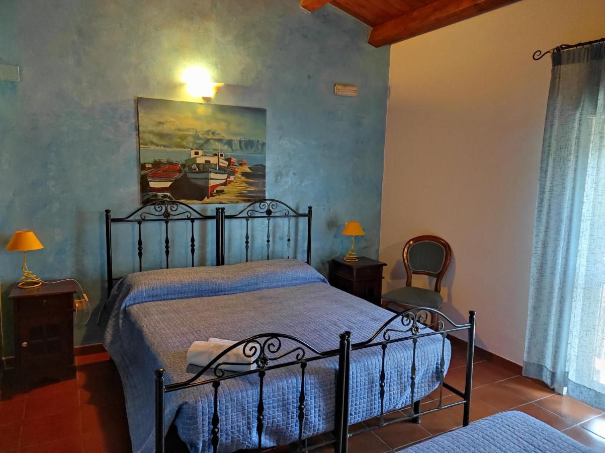 B&B Milazzo - La Casetta B&B - Bed and Breakfast Milazzo