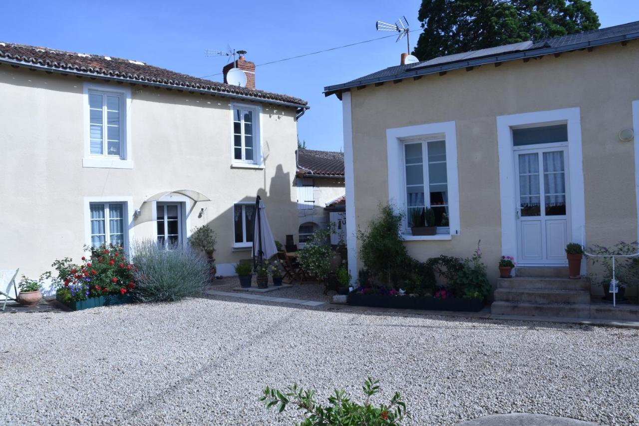 La Little School Chambres d'Hôtes à Arçay - B&B