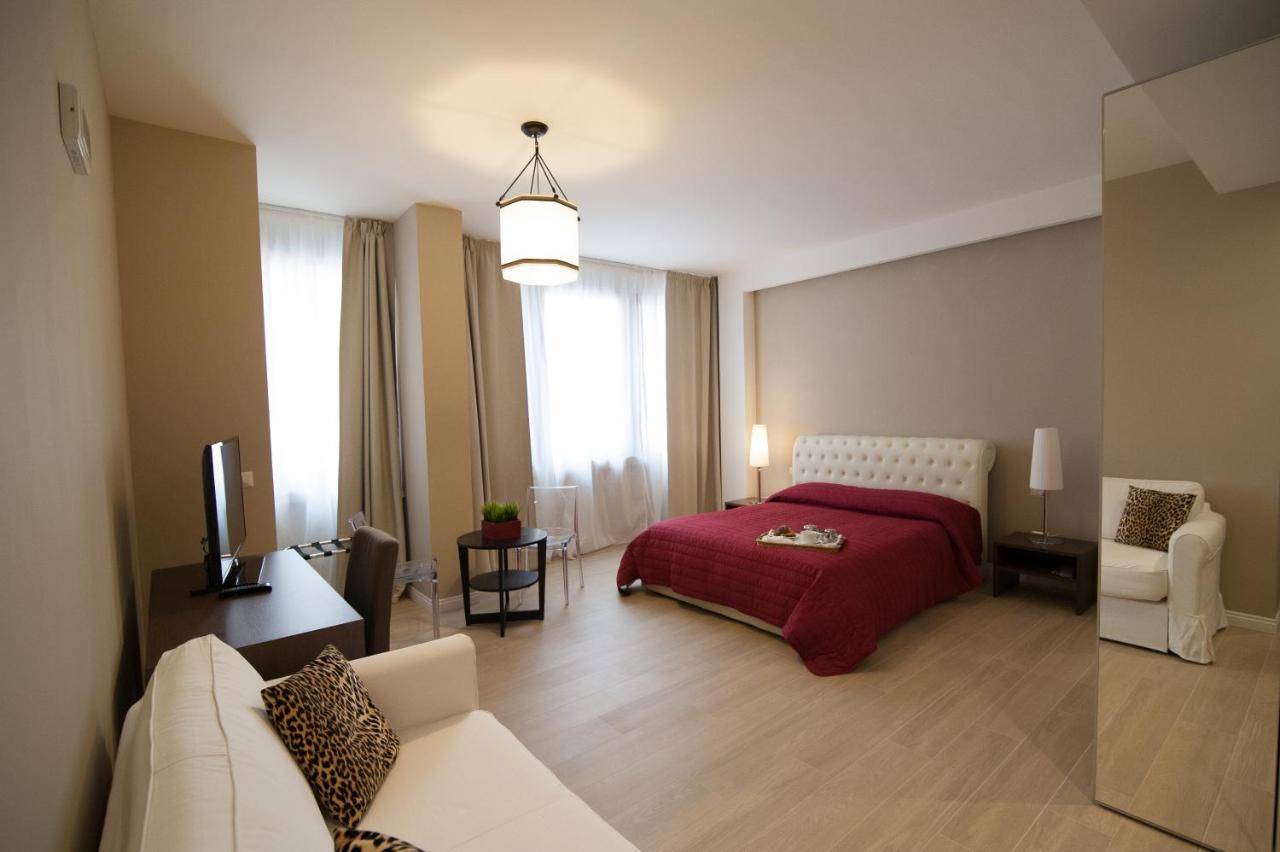 B&B Bari - Les Suites Luxury Bari Certified Italian Excellence - Bed and Breakfast Bari