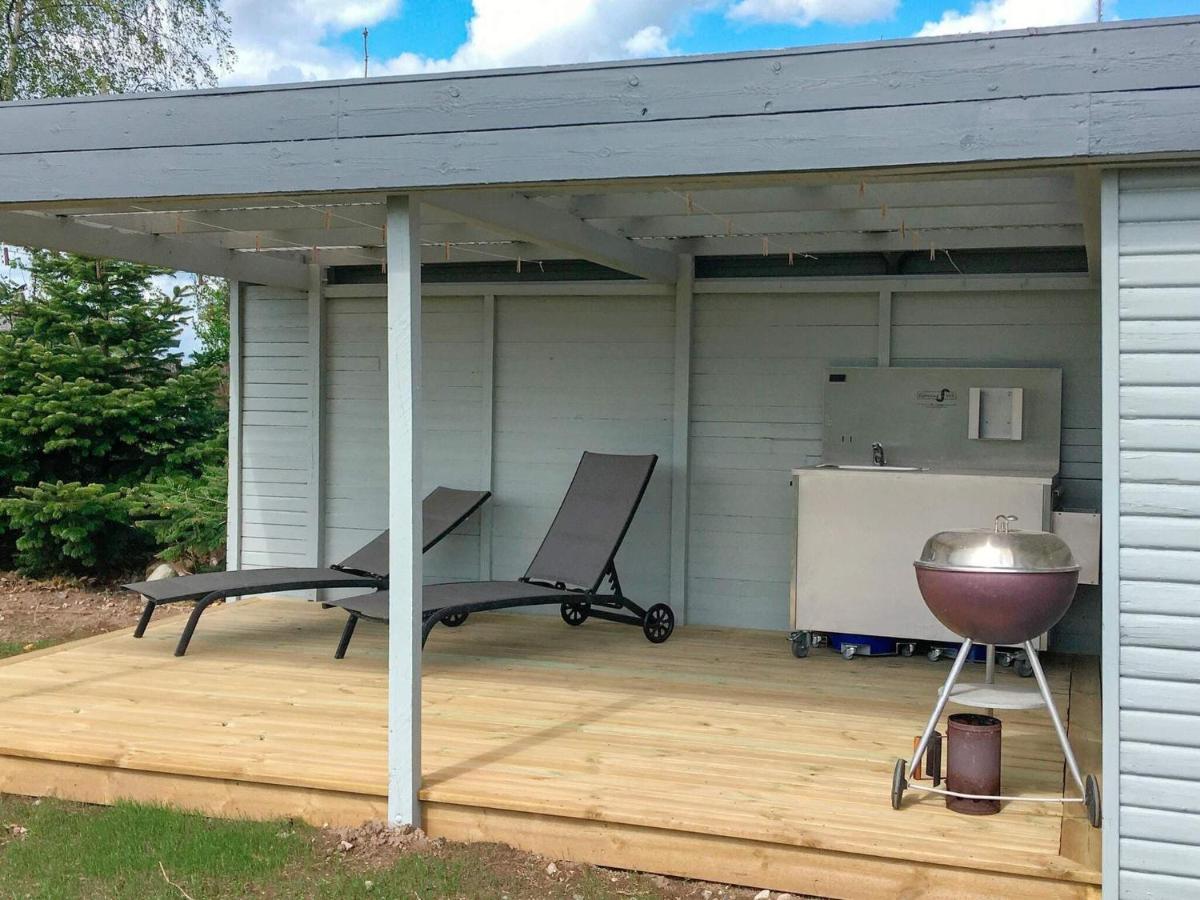 Three-Bedroom Holiday Home 