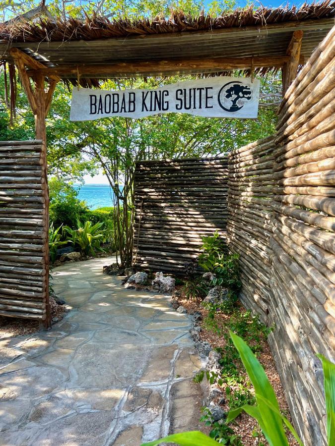 Deluxe King Suite