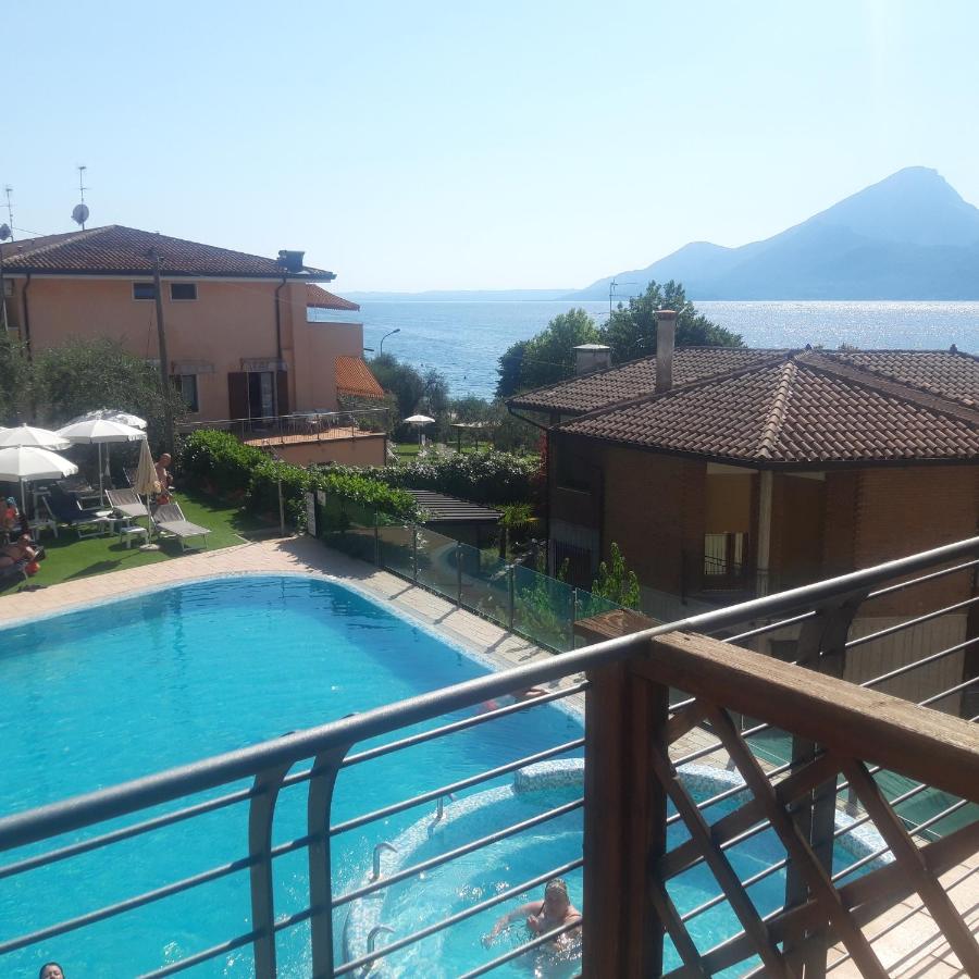 Apartamento con vistas a la piscina