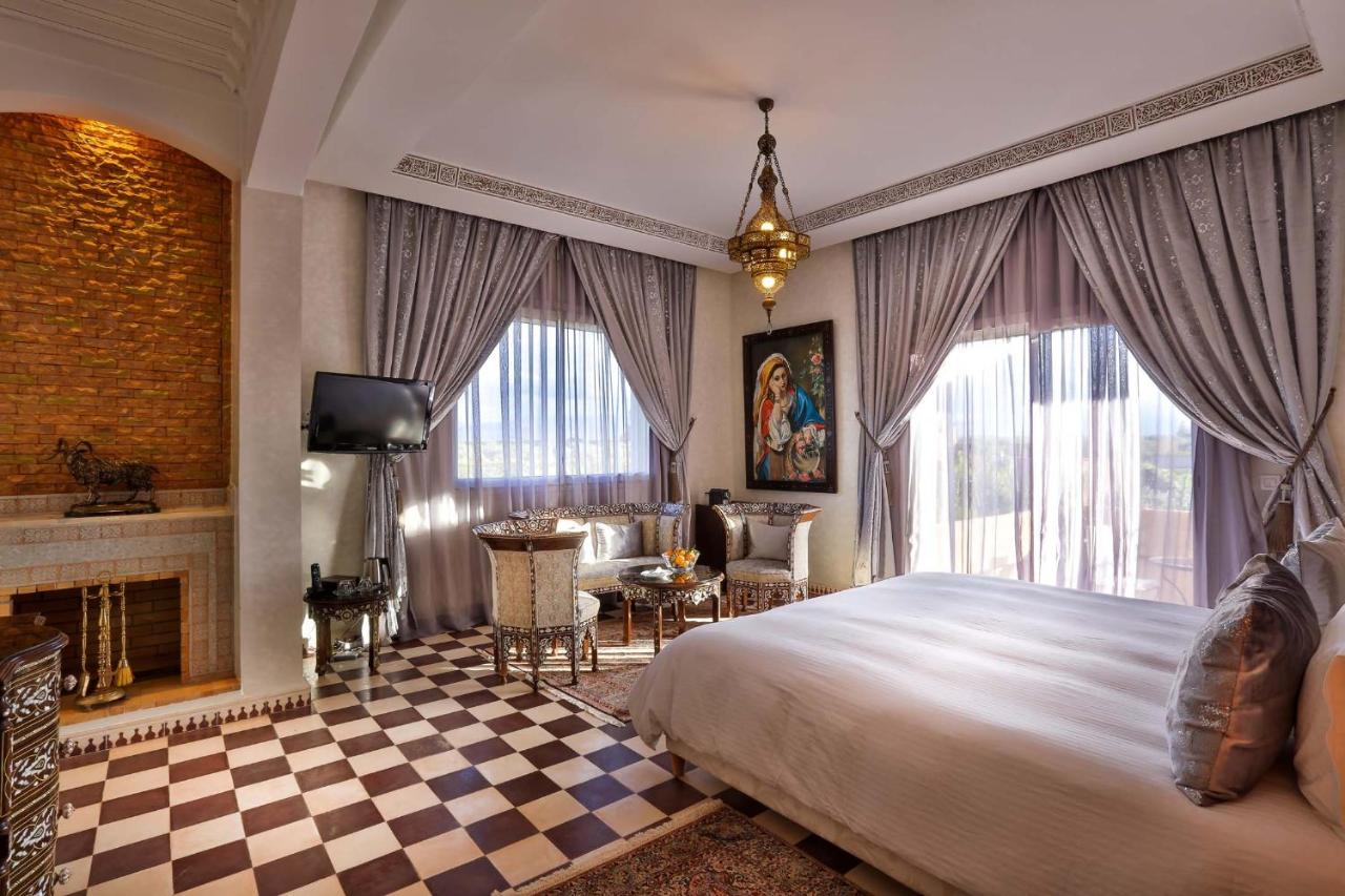 Junior Suite with Mountain View