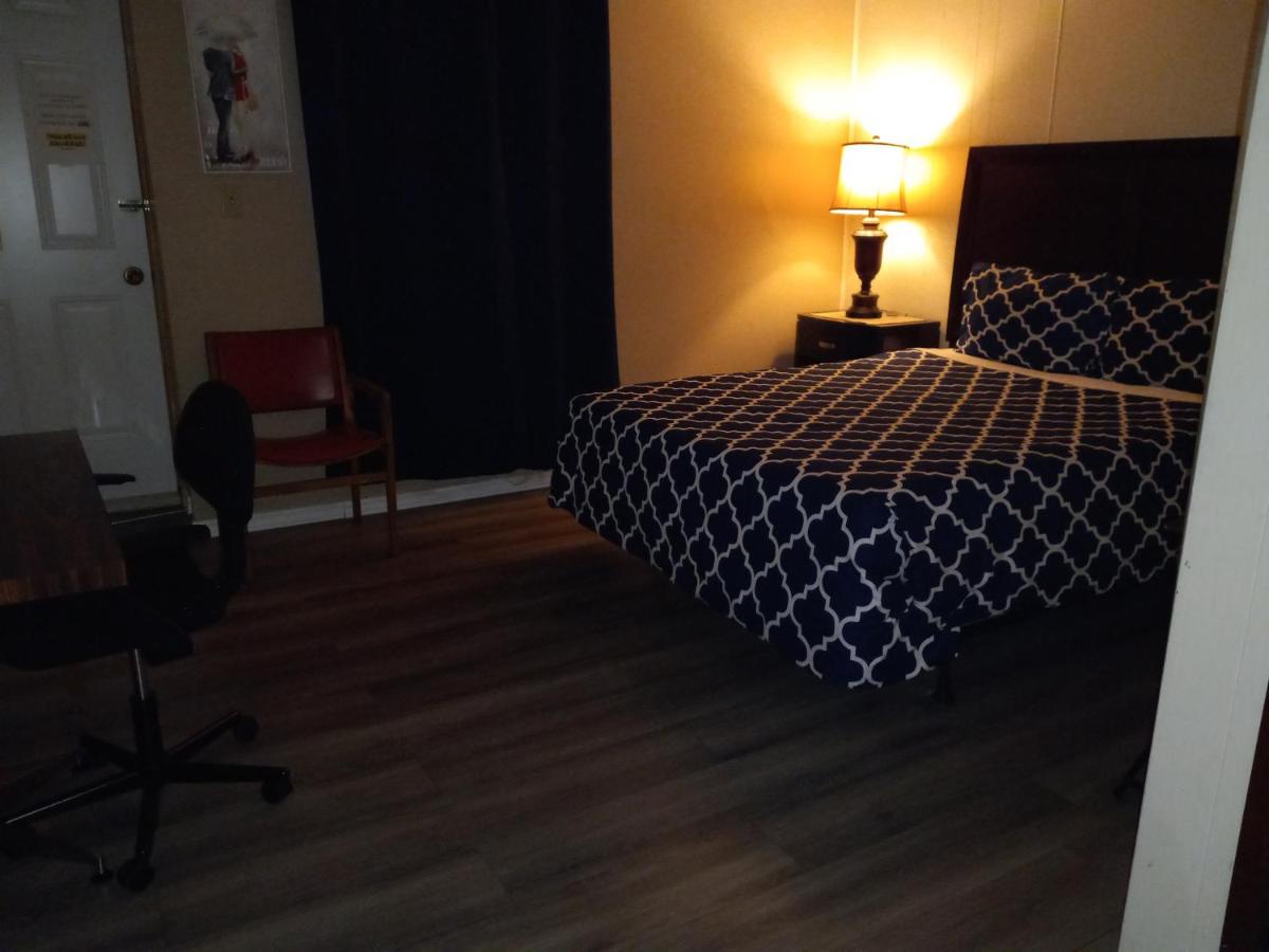 Queen Room with Balcony