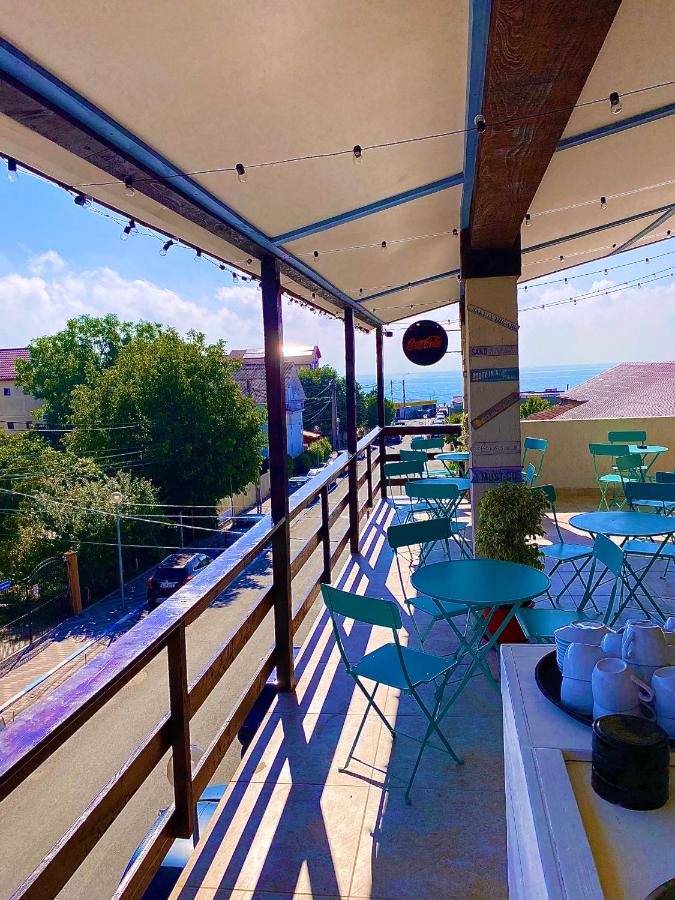 Sea View - Bed and Breakfast Costineşti