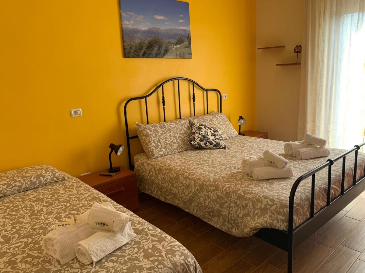 Tweepersoonskamer met een Eigen Externe Badkamer