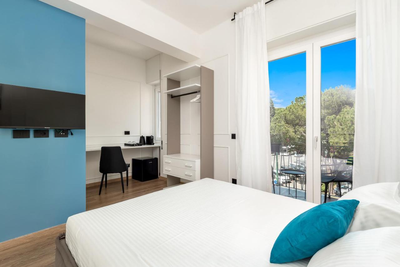 Superior Double Room with Balcony