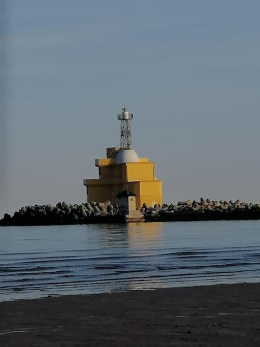 Orizzonte Marino Giallo Angolo solare verso la laguna - B&B Cavallino-Treporti