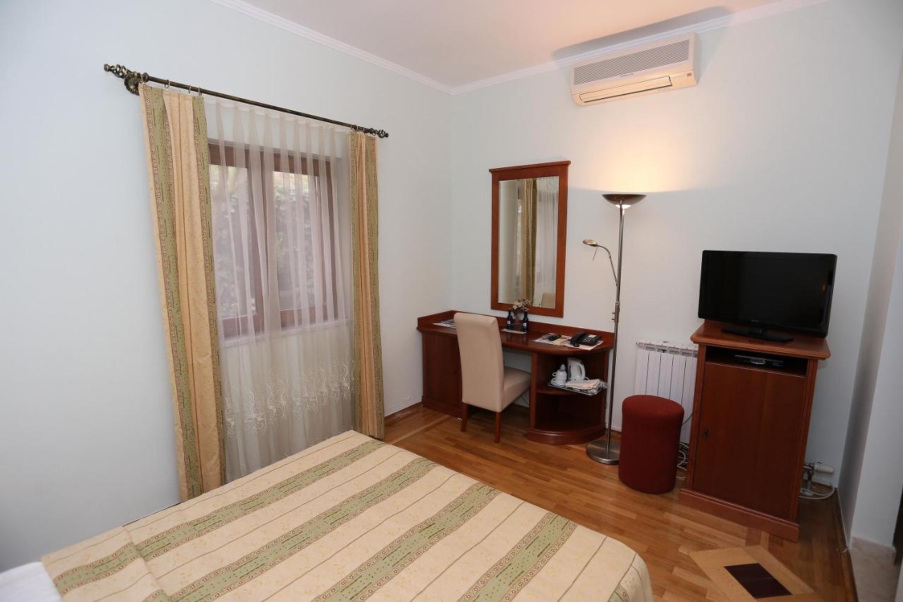 Double Room without Balcony