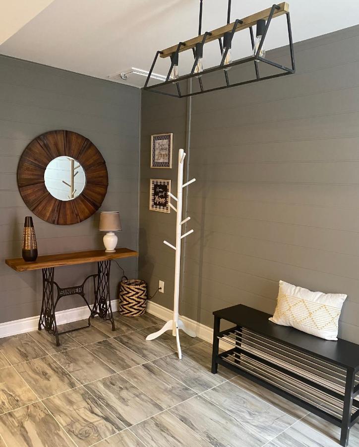 Luxurious and Spacious Apartment with 2 bedrooms and 2 Baths - Bed and Breakfast