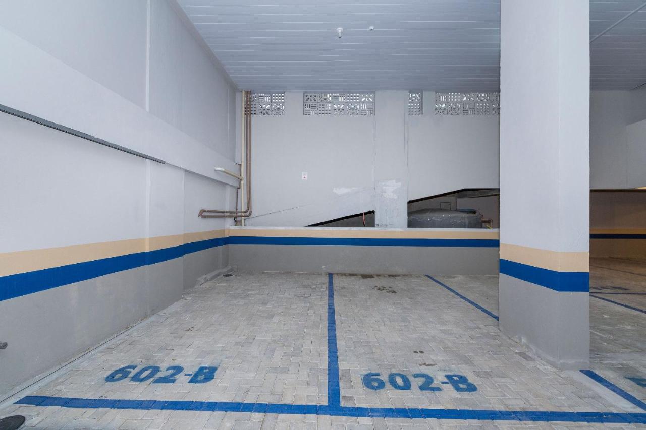Terrazzo 602B - Cobertura duplex 2 suítes em condomínio de luxo à 300 metros da Praia de Bombas - Chambres d'hôtes Pombas