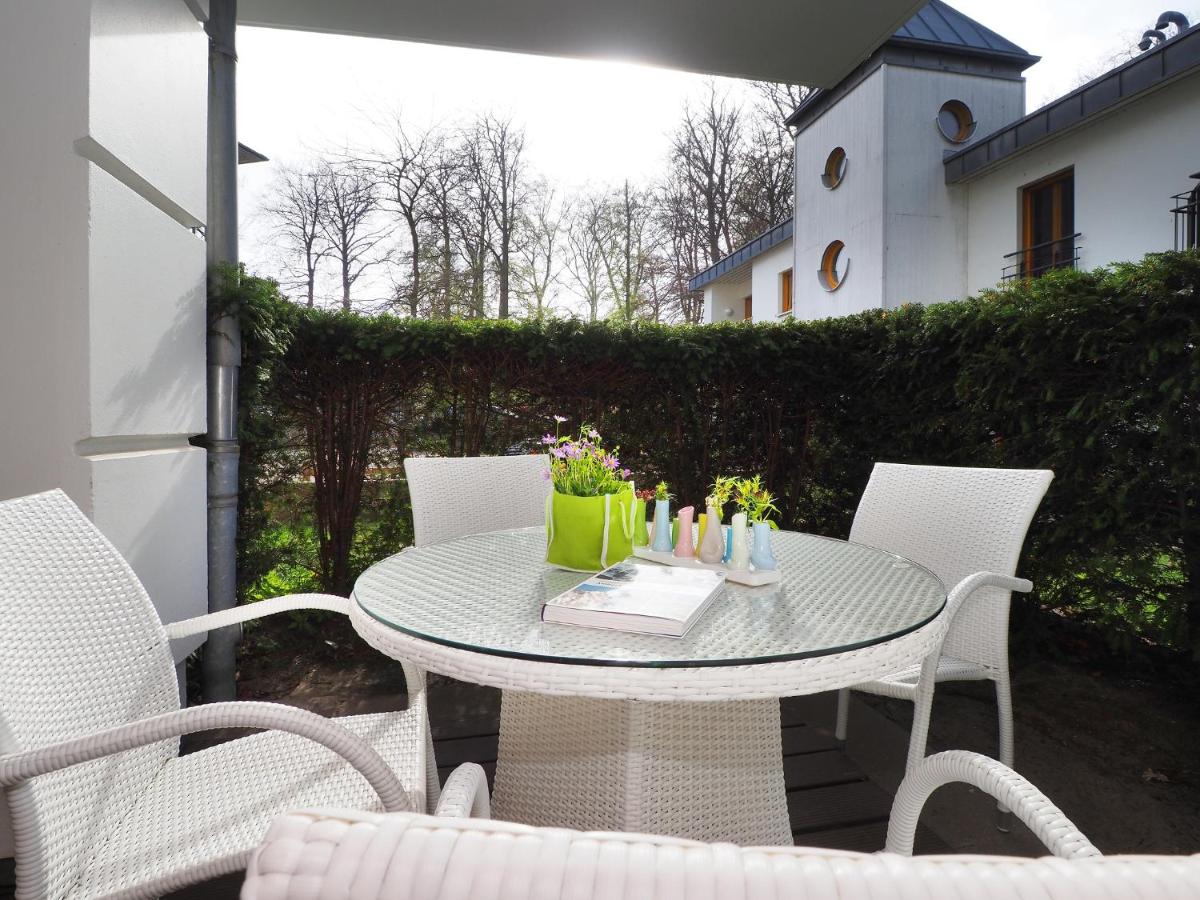 Kaiservillen Heringsdorf - Ferienwohnung mit 1 Schlafzimmer und Terrasse D201 - Chambres d'hôtes Heringsdorf