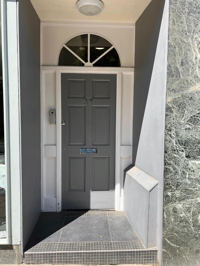 Urban Living's - Windsor Castle Luxury Apartments - Chambres d’hôtes