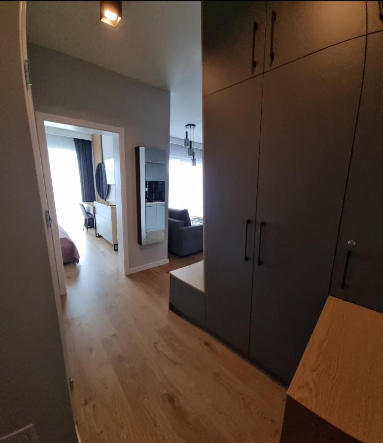 Apartament Plaza Tower Deluxe -Zagnańska (Garaż, Targi) - Chambres d’hôtes Kielce
