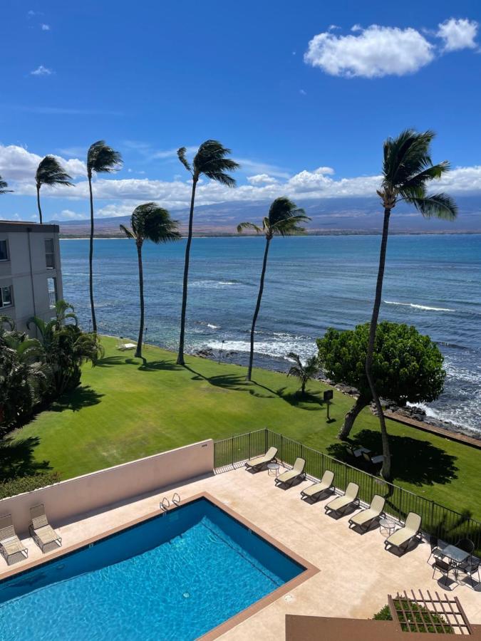 B&B Wailuku - This place is different!! No Housekeeping Fees, Award winning! Oceanfront, View View! - Bed and Breakfast Wailuku