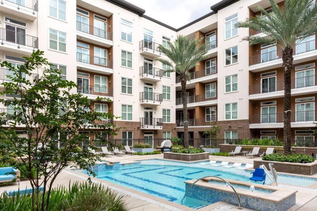 B&B Houston - Luxury Apartment Close to Everything w Free Parking 5 - Bed and Breakfast Houston