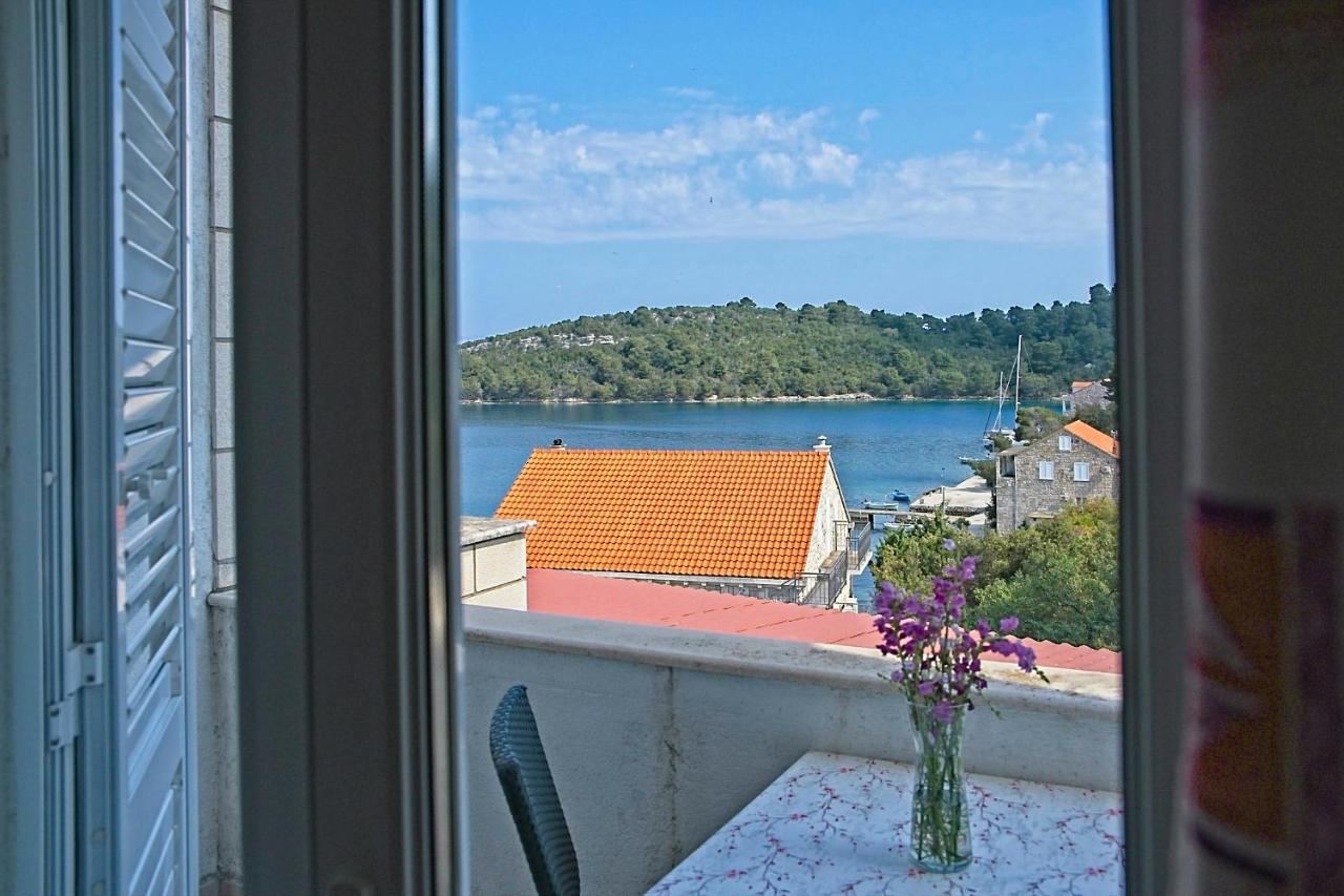 One-Bedroom Apartment with Balcony and Sea View
