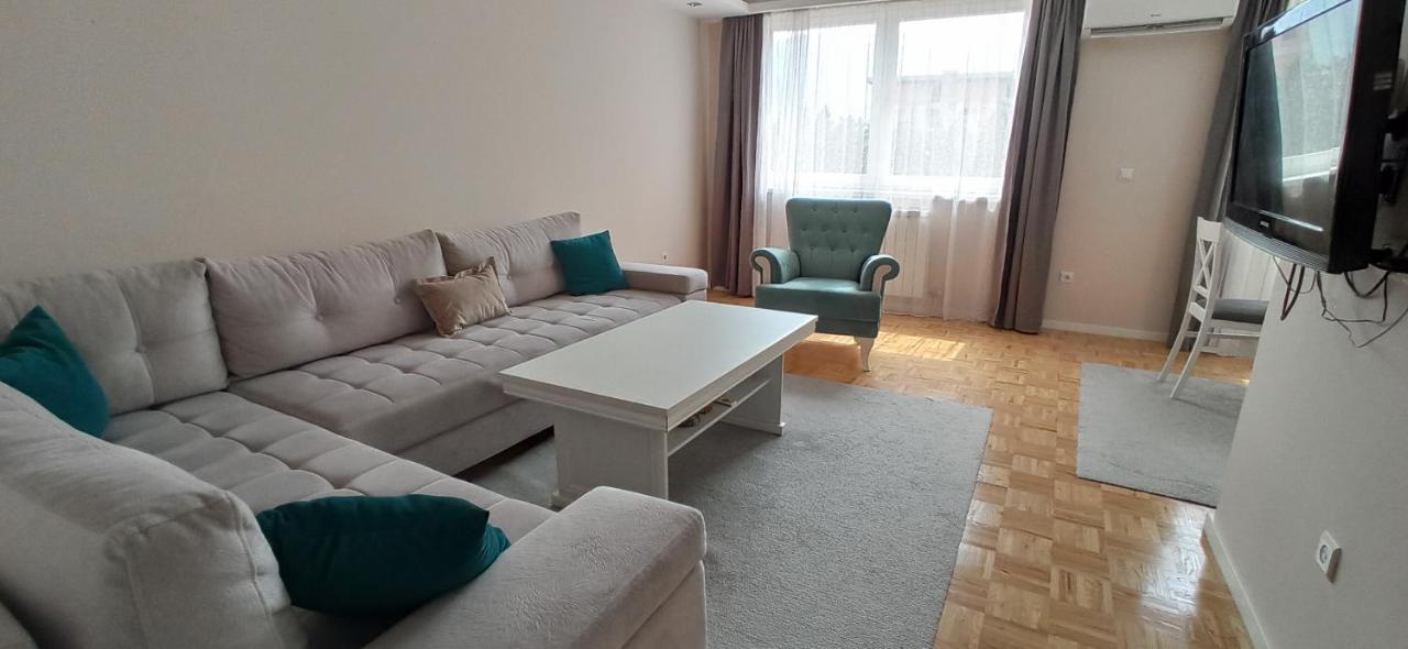 B&B Sarajevo - 2H Apartment - Bed and Breakfast Sarajevo