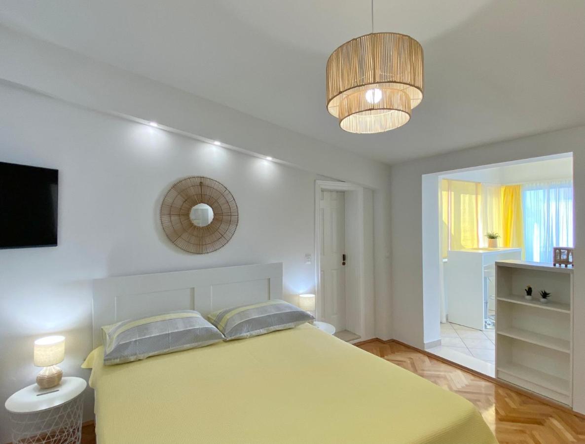 Studio Apartment with Sea View