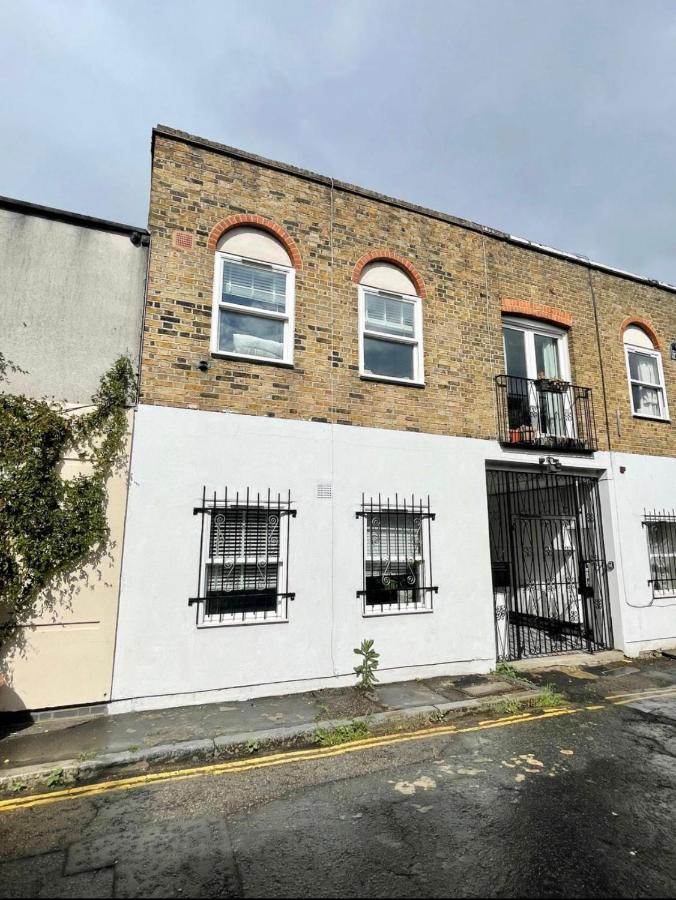 *NEW* Beautiful 2 Bedroom House in Central Location - B&B Londra