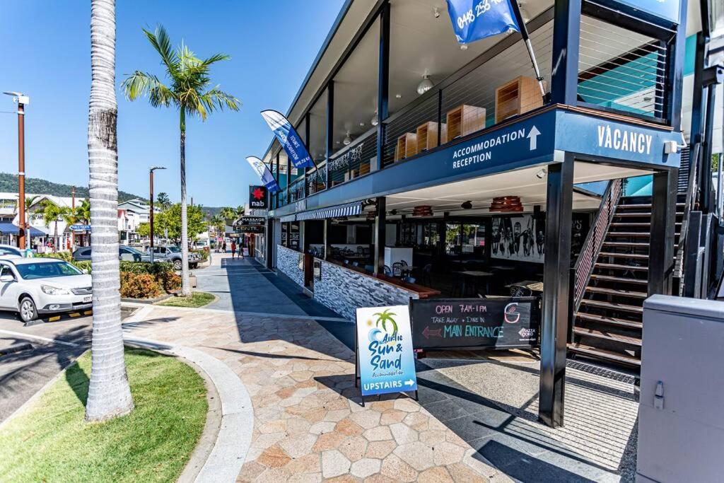 B&B Airlie Beach - Airlie Sun & Sand Accommodation #4 - Bed and Breakfast Airlie Beach