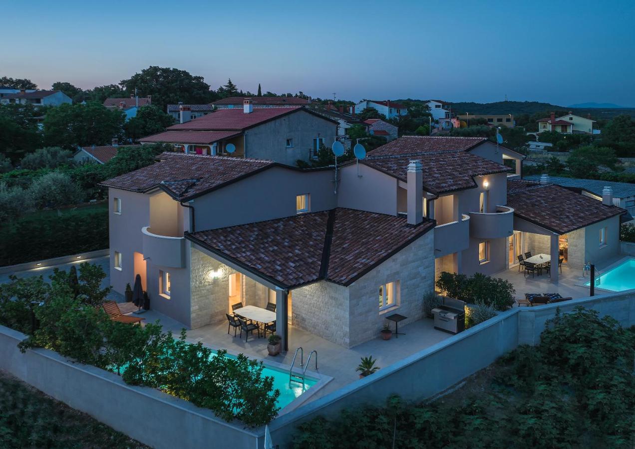 Vila Vanesa with private pool near Rovinj - open 2022 - Chambres d’hôtes Rovinjsko Selo