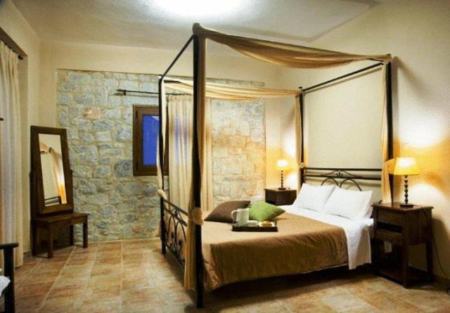 B&B Pyrgos Dirou - Vlyhada Guesthouse - Bed and Breakfast Pyrgos Dirou