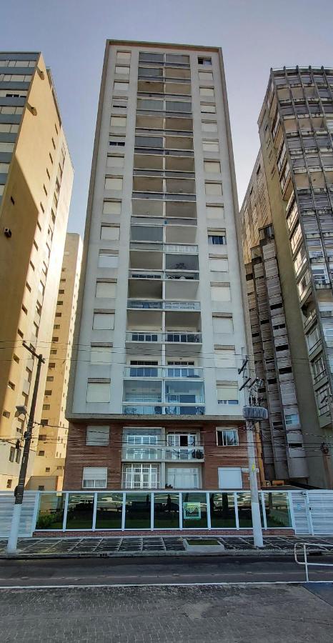 Pitangueiras - Apto. Frente Mar - B&B