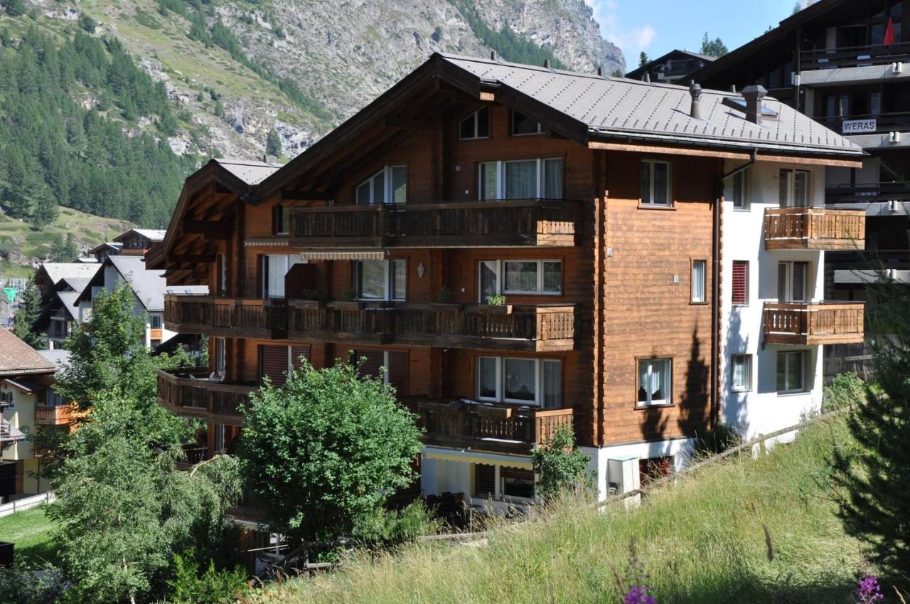 Sunnäplätzli- Aprt. 4p Matterhorn view/Wifi - Bed and Breakfast