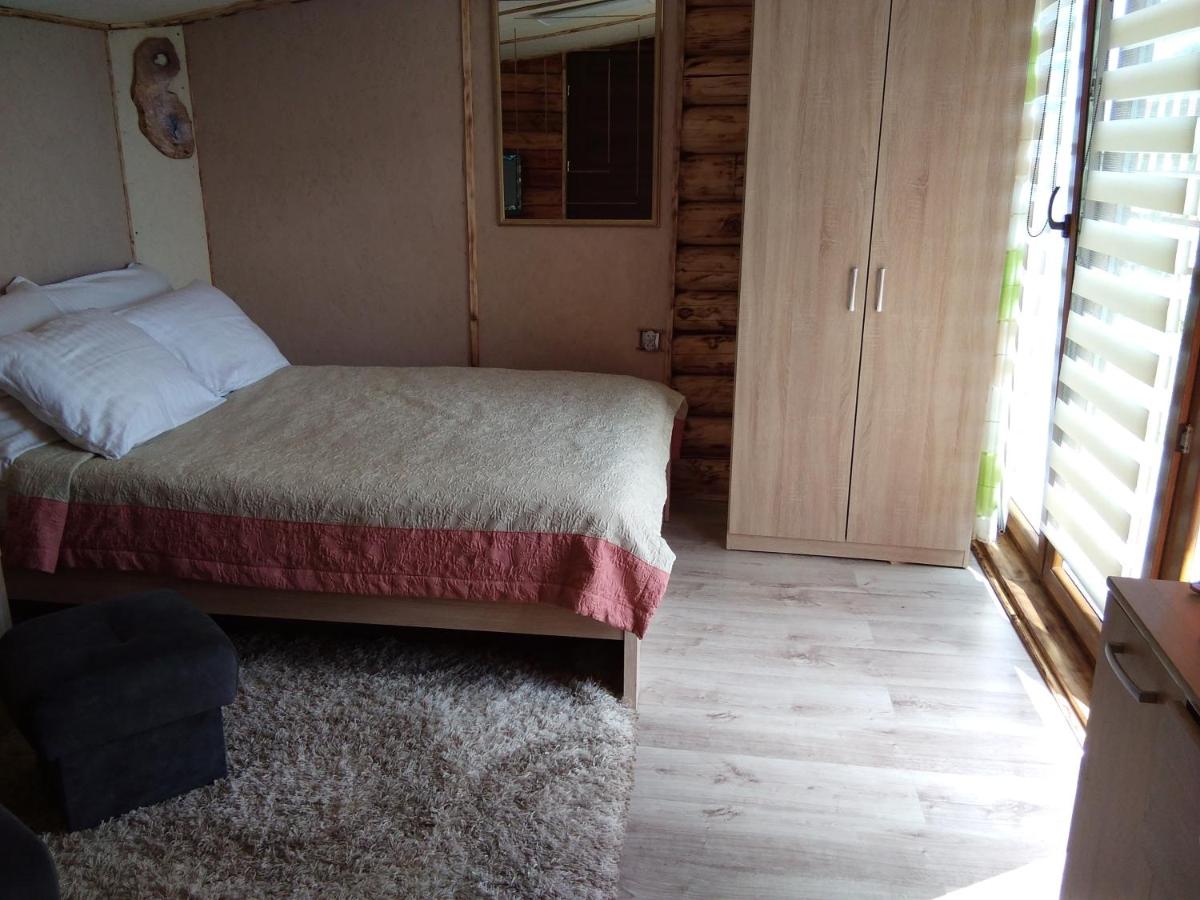 One-Bedroom Chalet