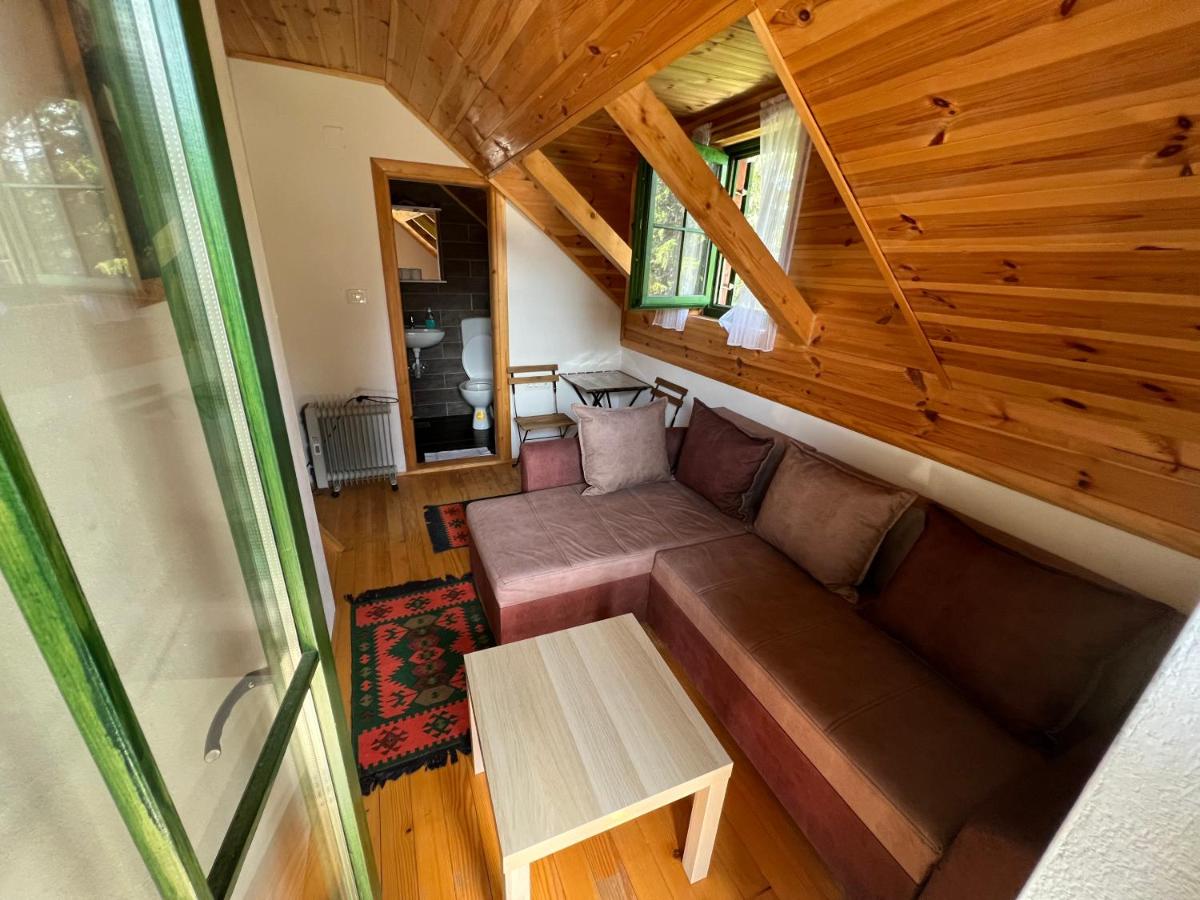 Studio - Split Level