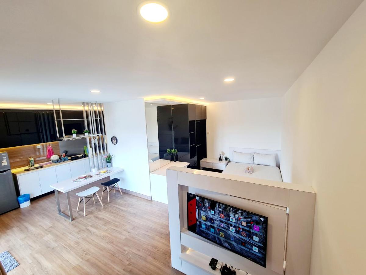 Menara Simfoni 7# with balcony# facing highway - B&B Cheras