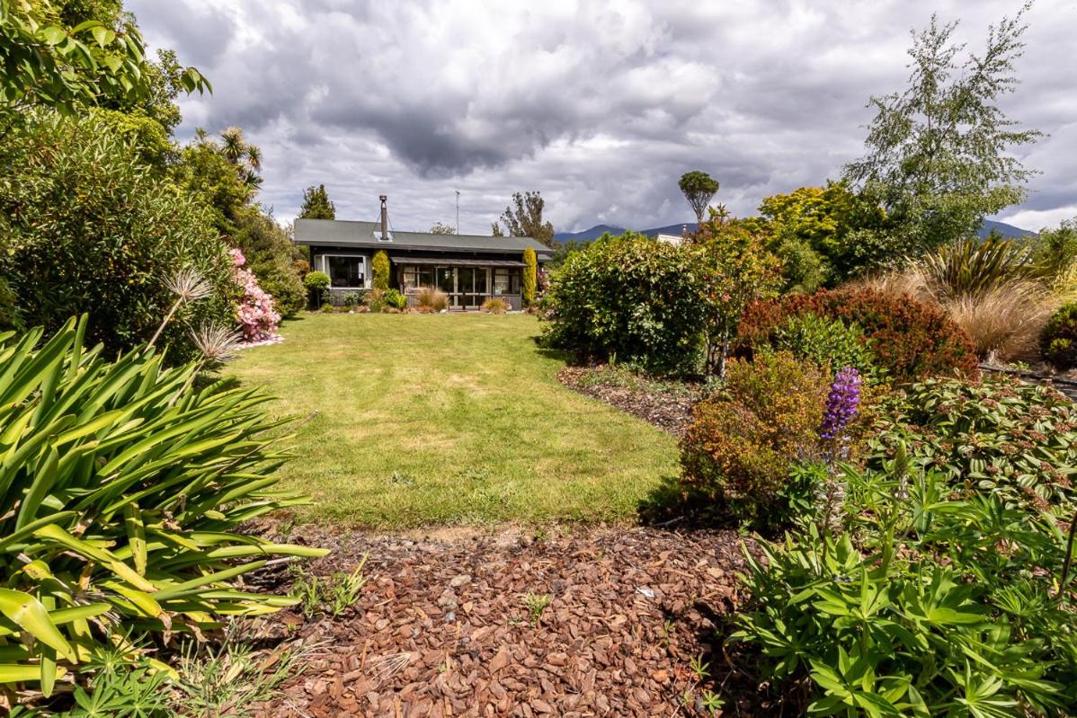 B&B Te Anau - Boat Harbour House - Te Anau Holiday Home - Bed and Breakfast Te Anau