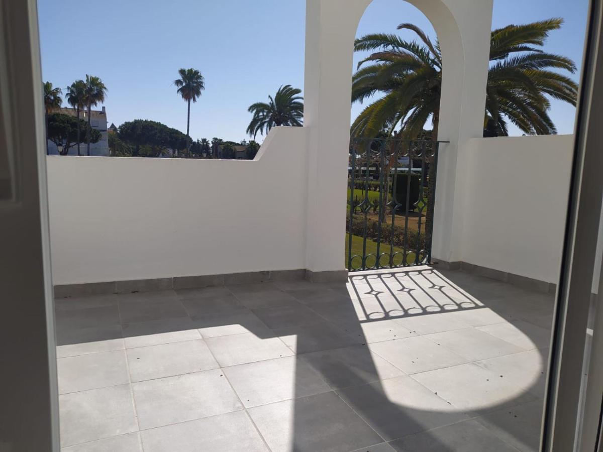 APARTAMENTO PRIMERA LINEA DE DOS DORMITORIOS - B&B